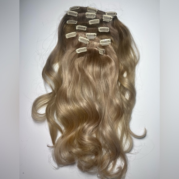 Luxury Clip European In Hair Extensions real human hair. - Picture 3 of 8